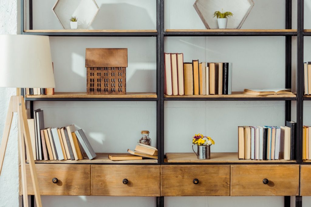 DIY Bookshelf: How To Build A Simple Bookshelf